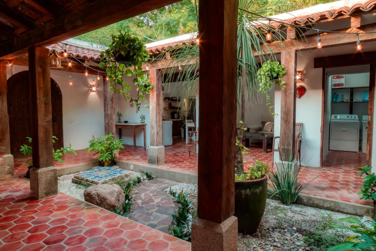דירות סאיוליטה Casa Hacienda מראה חיצוני תמונה